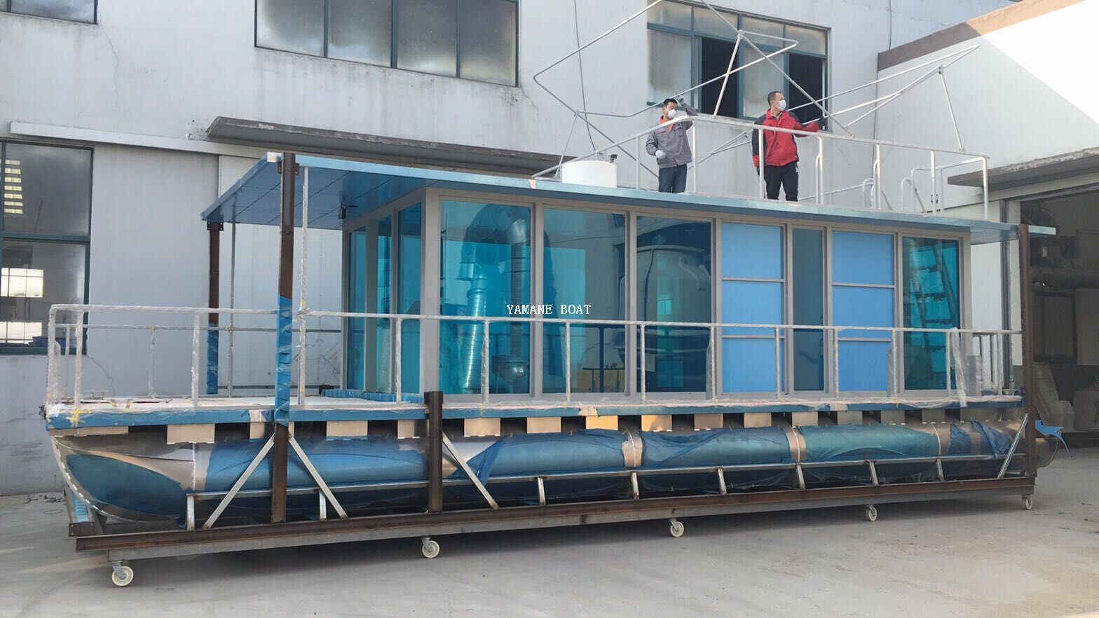 Casa flotante de pontones de aluminio de 11 m sobre el agua para restaurante